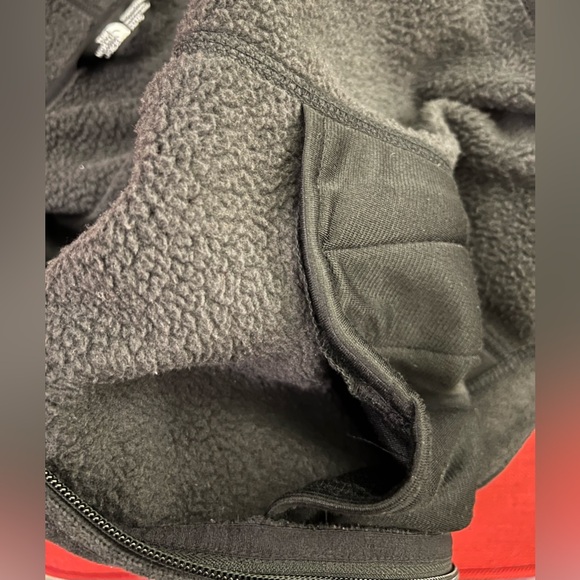 The North Face Dark Gray Fleece Jacket - Like New - Picture 6 of 8